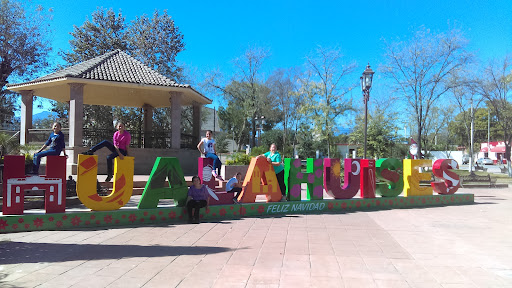 Plaza Principal de Hualahuises, Nuevo León