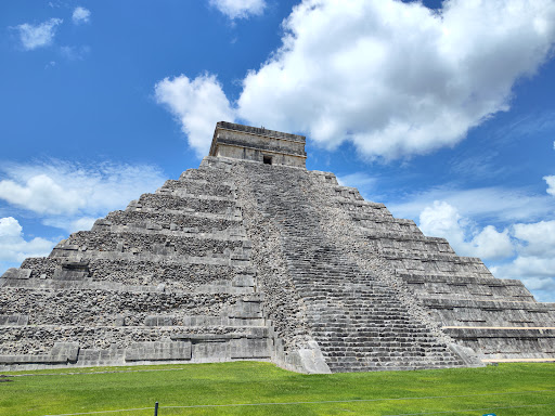 El Castillo