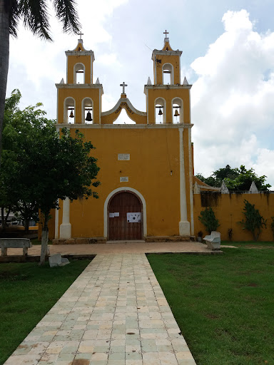 Centro de Salud Kantunil
