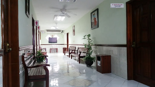 Centro Médico de Especialidades Flamboyanes