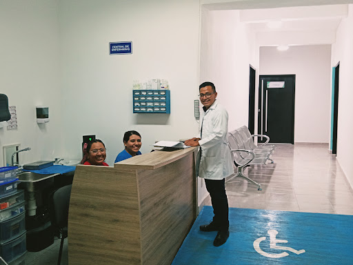 CLINICA DE ESPECIALIDADES MONTREAL