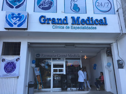 Grand Medical Tijuana, Clinica de especialidades