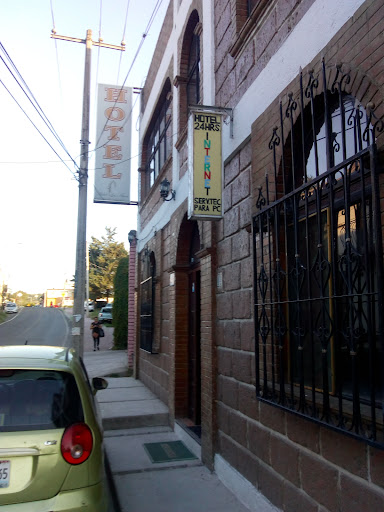 Hotel Los Arcos