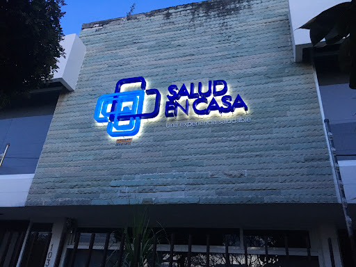 SALUD EN CASA Consultorios Médicos.