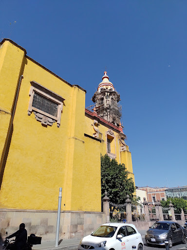 Centro de Especialidades Medicas de Celaya