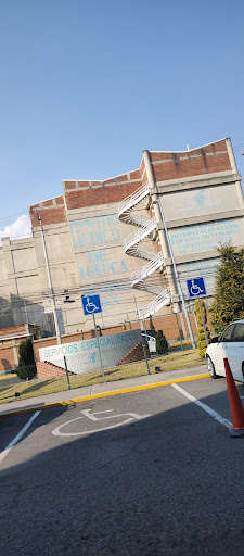 Centro Médico Toluca. Servicios Especializados.