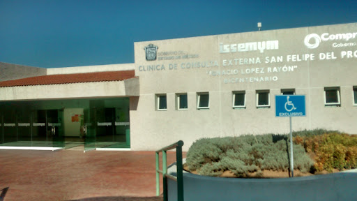 Clínica de Consulta Externa Ignacio Lopez Rayon